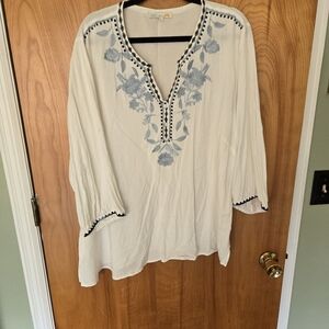 C&C California White Tunic with Blue Embroidery
